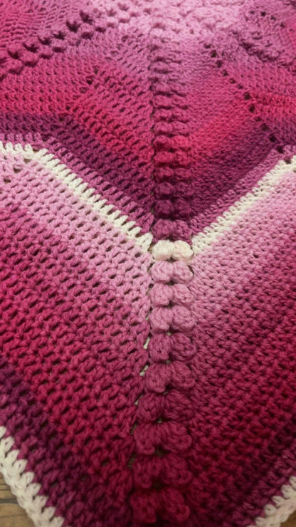 Her Laughters are everywhere - ضحكاتها في كل مكان