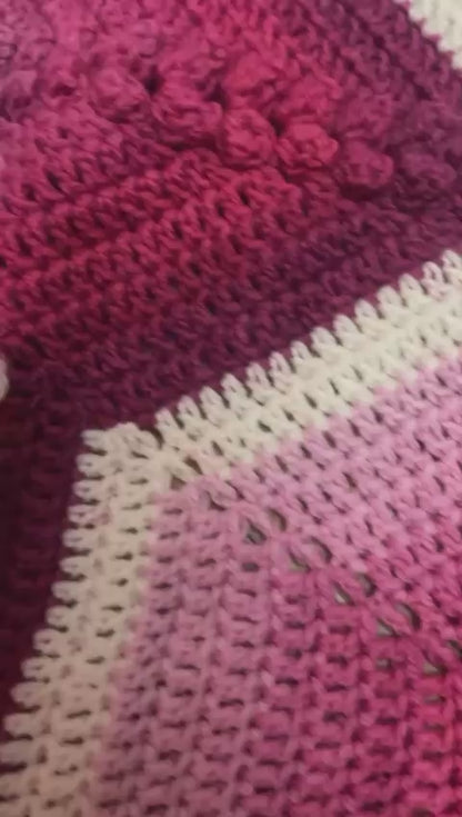 Her Laughters are everywhere - ضحكاتها في كل مكان